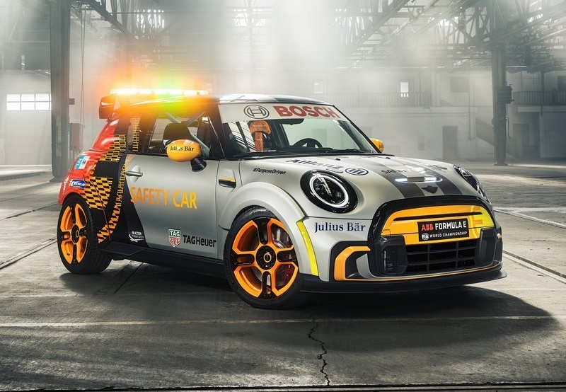 2022 Mini Electric Pacesetter