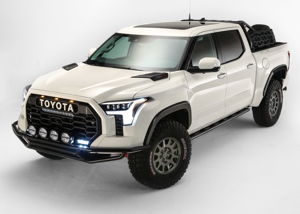2021 Toyota Tundra TRD Desert Chase SEMA Concept
