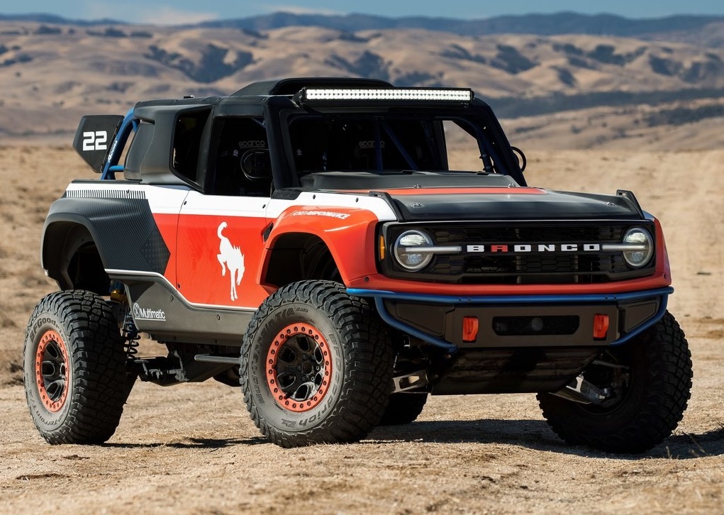 2023 Ford Bronco DR